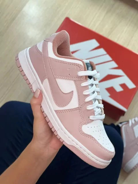 Nike Dunk Low Rose Whisper