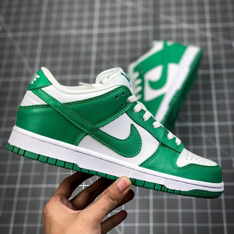 SB DUNK LOW GREEN GLOW WHITE